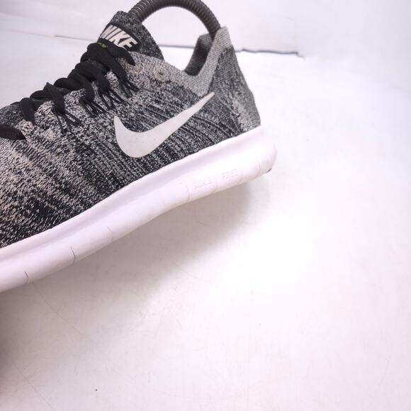 Nike Free RN Flyknit Athletic Training Shoe Womens Size 7 880844-003 Gray Black - Picture 8 of 10